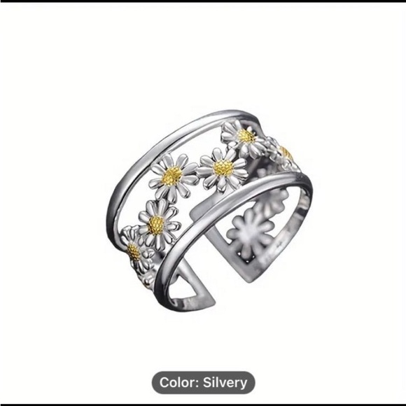 New! Unisex Hollow Daisy Flower Adjustable Ring, Fashion Ring. - Picture 6 of 6